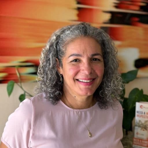 photo of agent, Damaris Ruiz