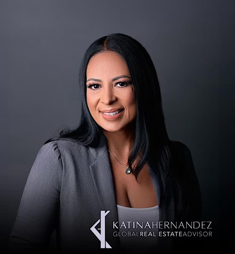 photo of agent, Katina Hernandez