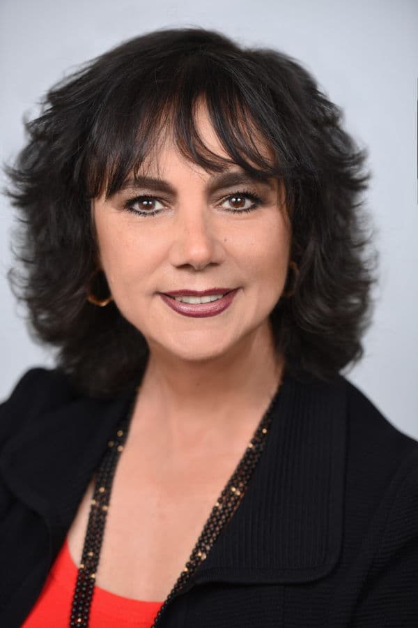 photo of agent, Ana Maria Roque