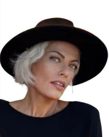 photo of agent, Lina Borissova